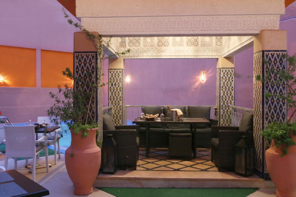 Hotel Tafoukt Marrakesh Buitenkant foto