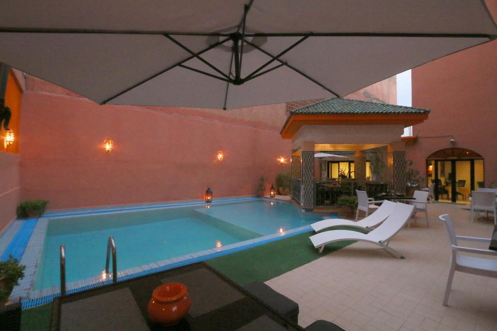 Hotel Tafoukt Marrakesh Buitenkant foto