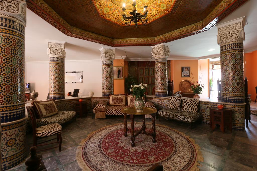 Hotel Tafoukt Marrakesh Buitenkant foto