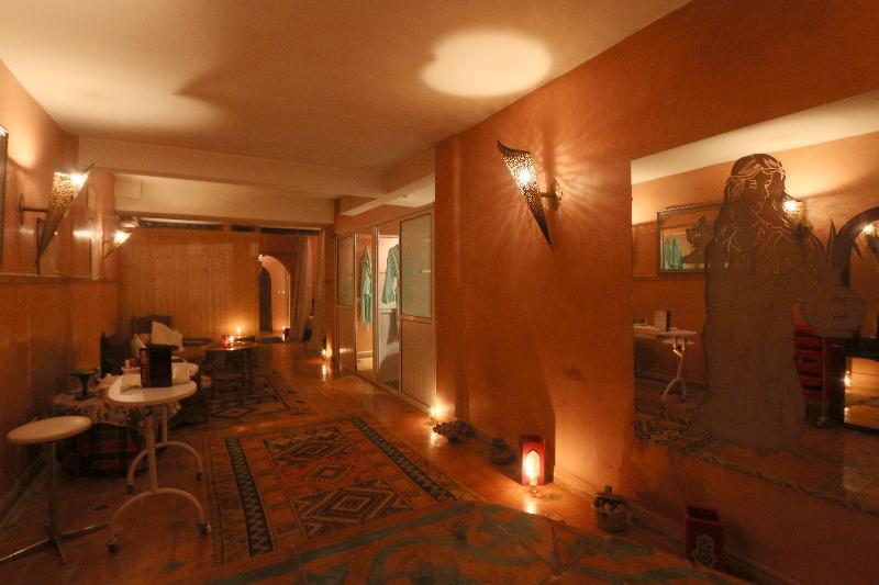 Hotel Tafoukt Marrakesh Buitenkant foto